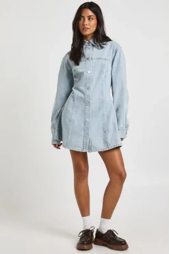 Robe en Jean à Manches Longues avec Taille Cintrée