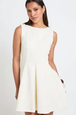 Robe En Jean Sans Manches À Ourlet Évasé