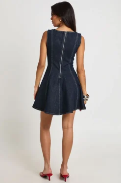 Robe En Jean Sans Manches À Ourlet Évasé