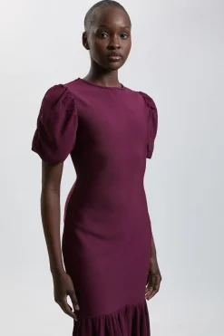 Robe En Maille Bandage Ajustée À Manches En Mousseline