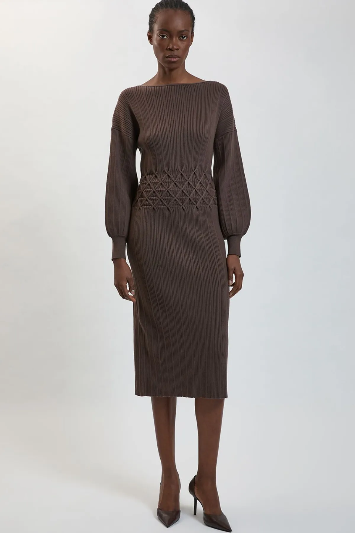 KarenMillen Robe En Maille Côtelée À Épaulettes Structurées Avec Détail De Maille Travaillée<Femme Toutes Les Robes|Robes Mi-Longues