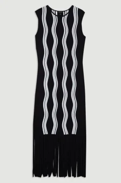 Robe en maille à vagues contrastées avec franges