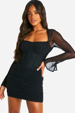 Robe en mesh premium à manches évasées