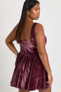 Robe en velours Plus à encolure carrée avec détail corset
