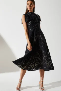 Robe Jacquard à Manches Nœud