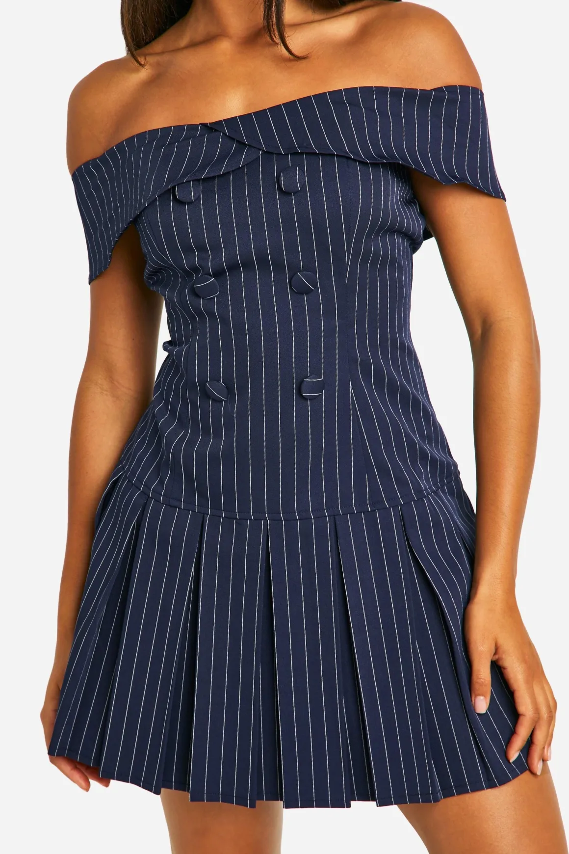 Robe jupe de tennis à col bateau et rayures