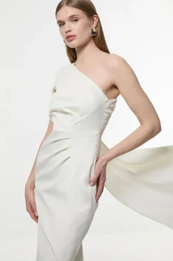 Robe Longue Ajustée Drapée En Satin À Une Épaule Petite