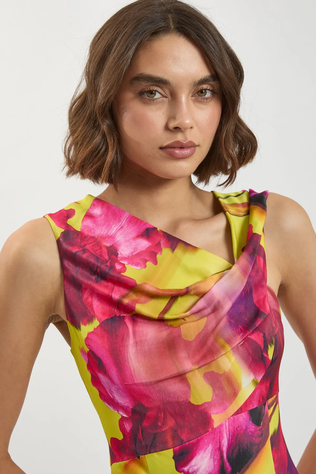 KarenMillen Robe Longue Asymétrique À Une Épaule En Satin De Viscose À Imprimé Floral<Femme Satin Et Dentelle|Robes