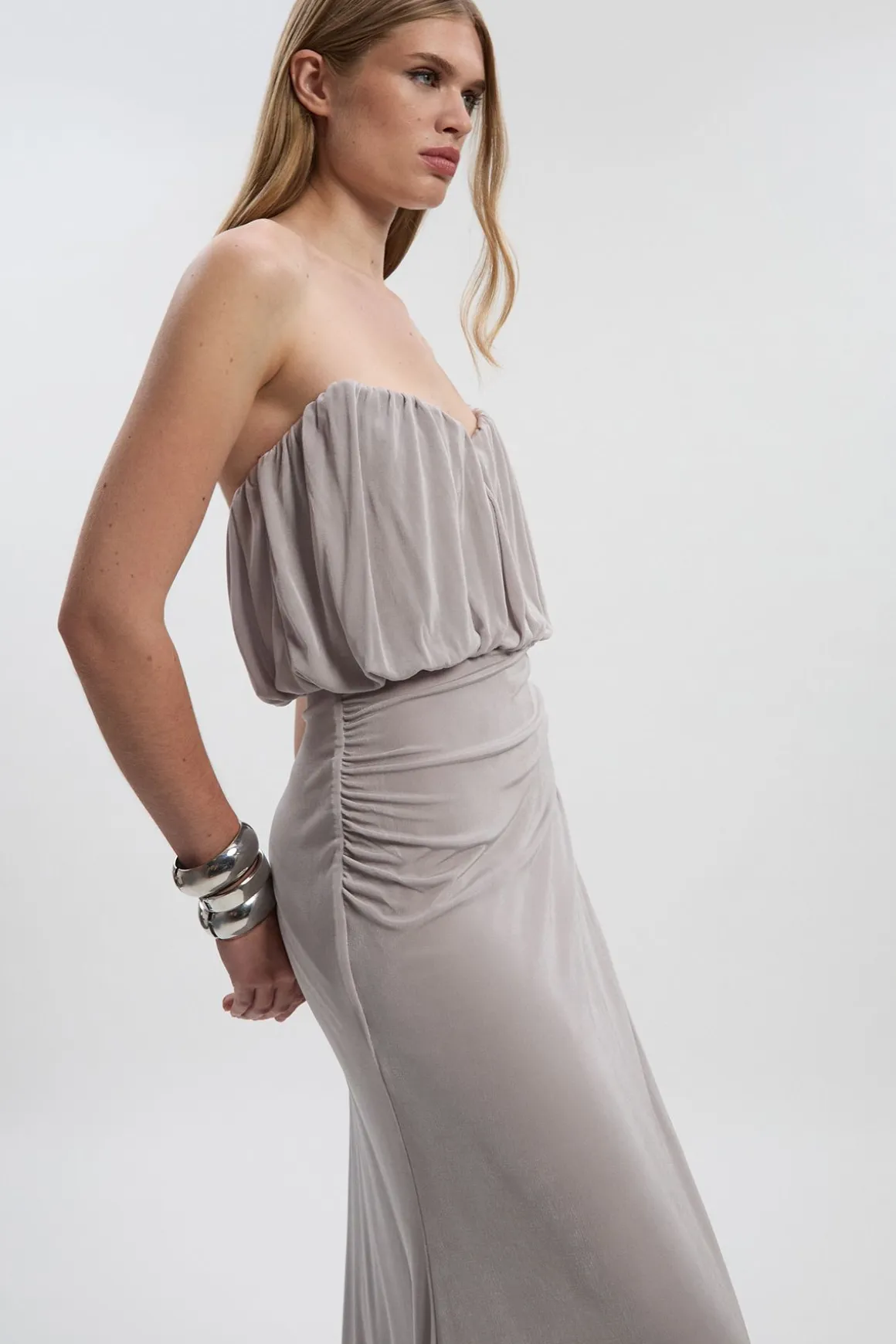 Robe Longue Bandeau Fendue en Crêpe Fluide Petite Taille