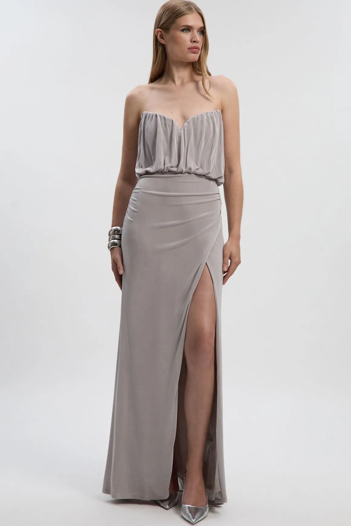 Robe Longue Bandeau Fendue en Crêpe Fluide Petite Taille