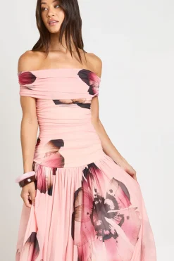 boohoo Robe Longue Bardot À Imprimé Floral Surdimensionné Coupe Tall<Femme Robes Demoiselles D'Honneur|Robes