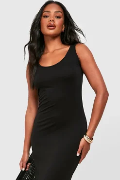 boohoo Robe Longue Basique À Encolure Dégagée Petite<Femme Basiques|Robes