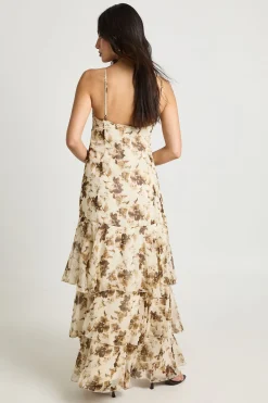 boohoo Robe Longue À Bretelles En Mousseline À Volants Et Motif Floral Tonal<Femme Robes|Robe Invitée Mariage