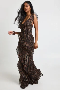 boohoo Robe Longue à Bretelles en Mousseline avec Volants et Motif Zèbre Tonal<Femme Robes|Robe Invitée Mariage