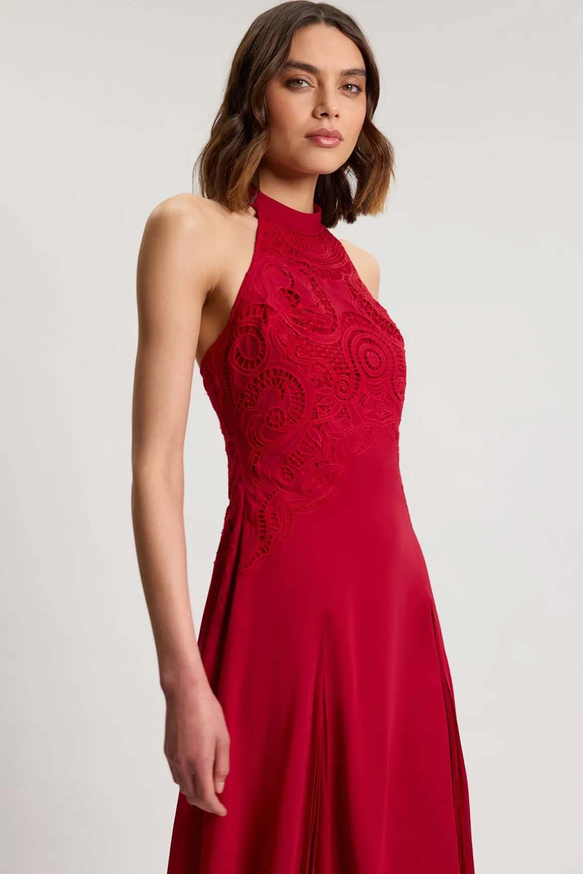 Robe Longue Brodée Ajourée Avec Godets Plissés Petite