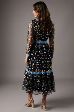 Robe Longue Brodée à Motifs Floraux