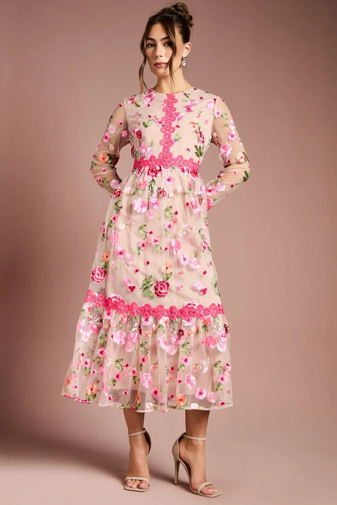 Robe Longue Brodée à Motifs Floraux