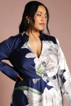 Robe Longue Cache-cœur À Imprimé Placé Grande Taille