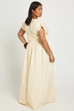 boohoo Robe Longue Cintrée À Détail Froncé Plus<Femme Toutes Les Robes|Robes Longues