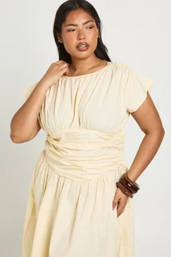 boohoo Robe Longue Cintrée À Détail Froncé Plus<Femme Toutes Les Robes|Robes Longues