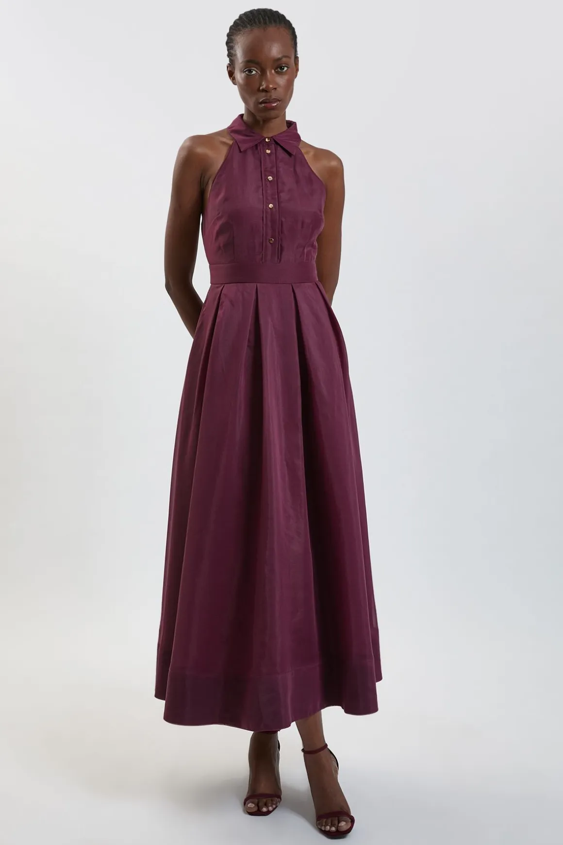 Robe Longue À Col En Organza