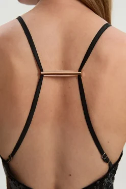 KarenMillen Robe Longue à Col Halter avec Détail Fendu, Laçage Devant et Maille Power Mesh à Sequins<Femme Satin Et Dentelle|Robes