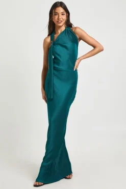 Robe Longue Colonne à Détail Licou Plissé