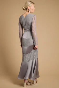 Robe Longue Col V Mélange Satin Dentelle