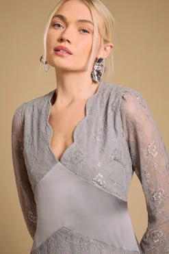 Robe Longue Col V Mélange Satin Dentelle