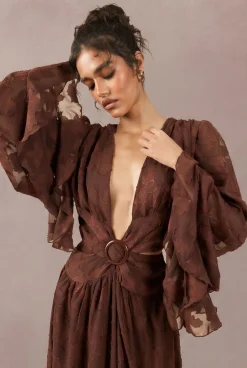 Robe Longue Décolleté Plongeant En Tissu Dévoré Tonal