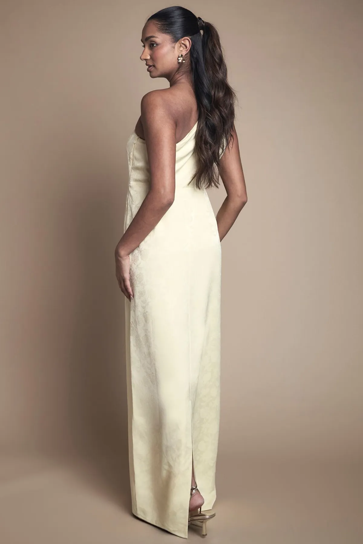 Oasis Robe Longue De Demoiselle D'honneur En Satin Jacquard À Une Épaule<Femme Robes Demoiselles D'Honneur|Satin Et Dentelle