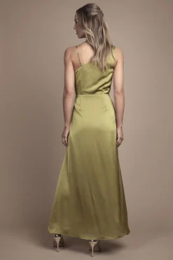 Robe Longue de Demoiselle d'Honneur à Col Bénitier et Bretelles
