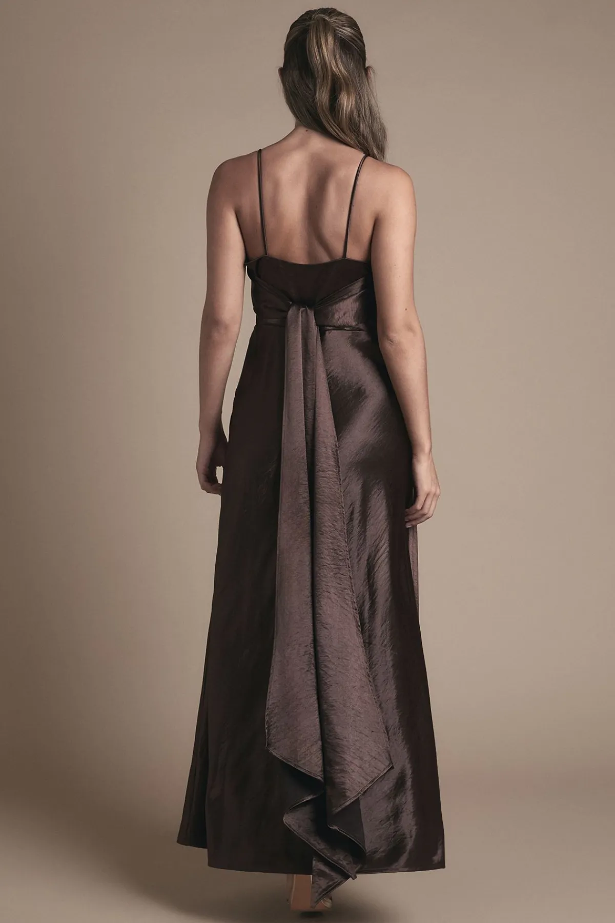 Coast Robe Longue de Demoiselle d'Honneur en Satin avec Détail Noué au Dos<Femme Robes Demoiselles D'Honneur|Satin Et Dentelle