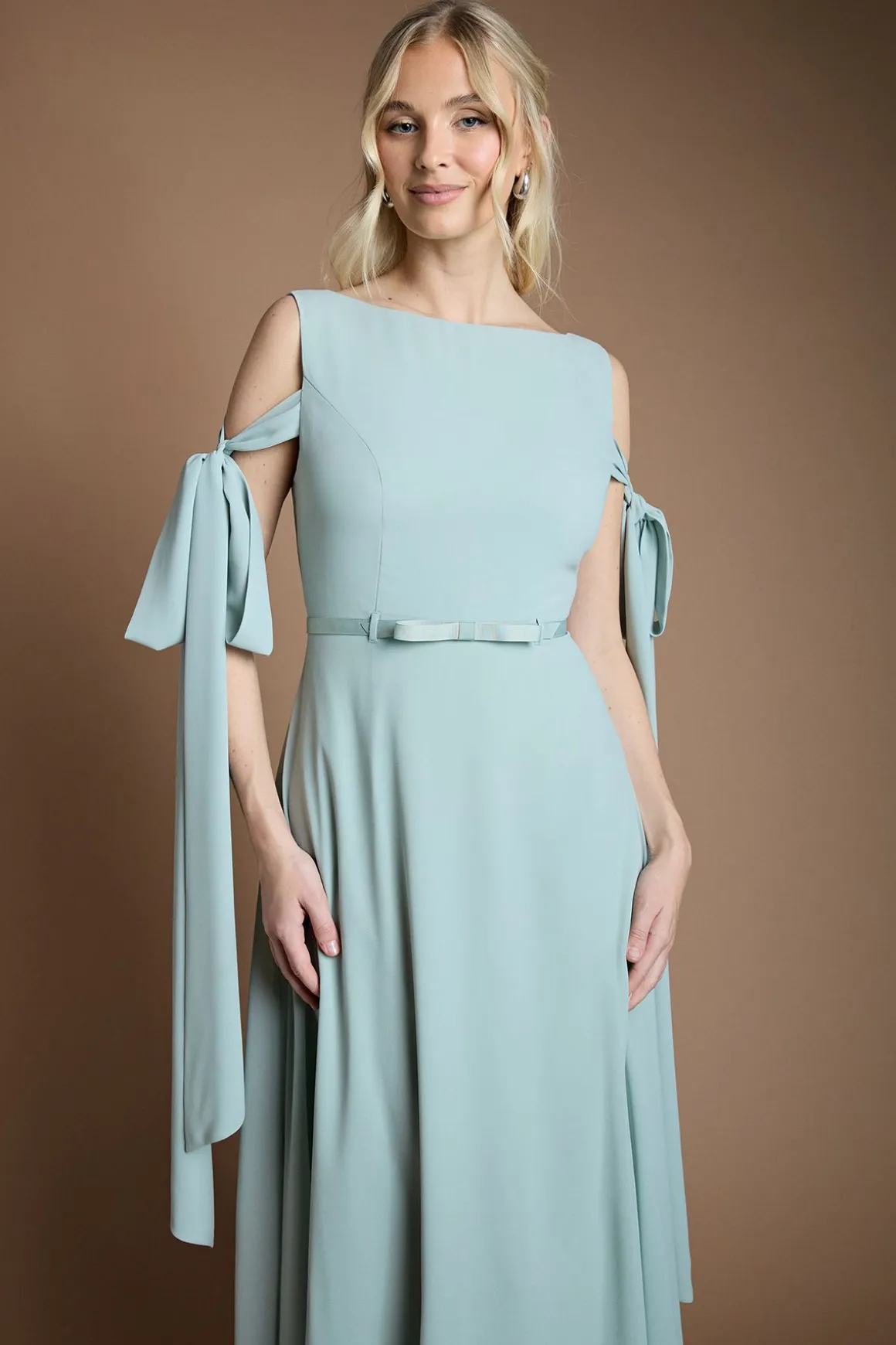 Robe Longue De Demoiselle D'honneur En Mousseline À Manches Nœud