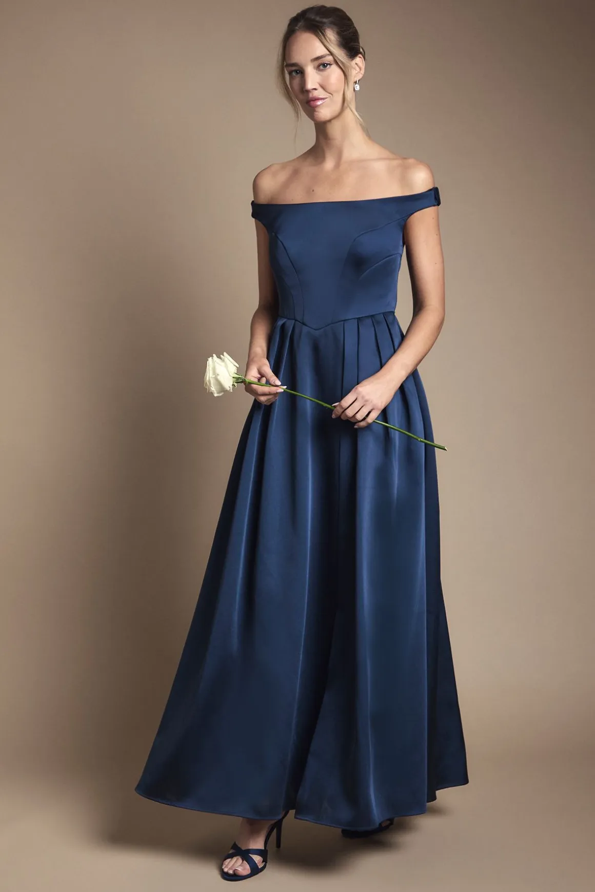 Coast Robe Longue de Demoiselle d'Honneur en Satin à Encolure Asymétrique<Femme Robes Demoiselles D'Honneur|Satin Et Dentelle