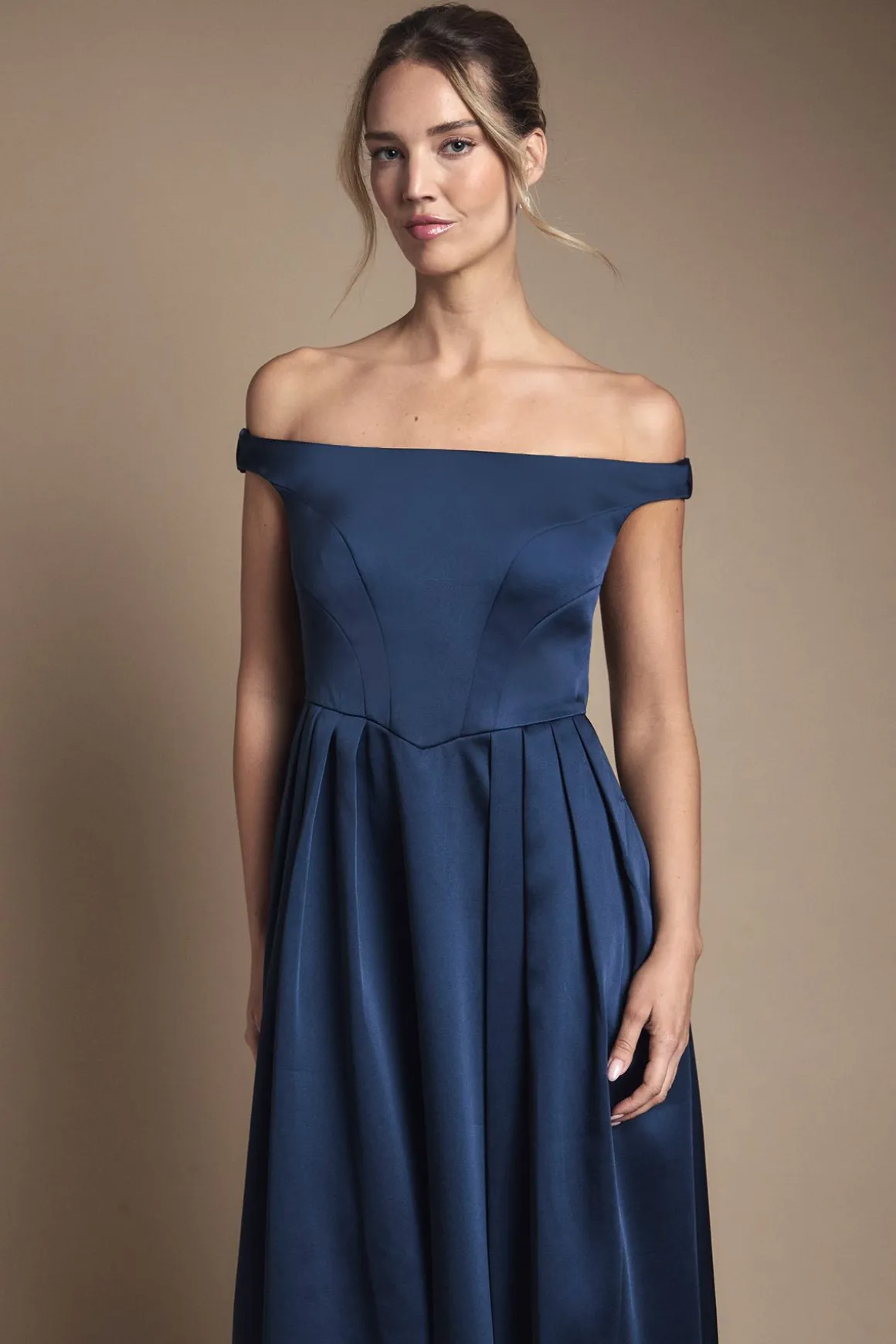 Coast Robe Longue de Demoiselle d'Honneur en Satin à Encolure Asymétrique<Femme Robes Demoiselles D'Honneur|Satin Et Dentelle