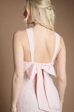 Robe Longue de Demoiselle d'Honneur à Col Croisé en Dentelle