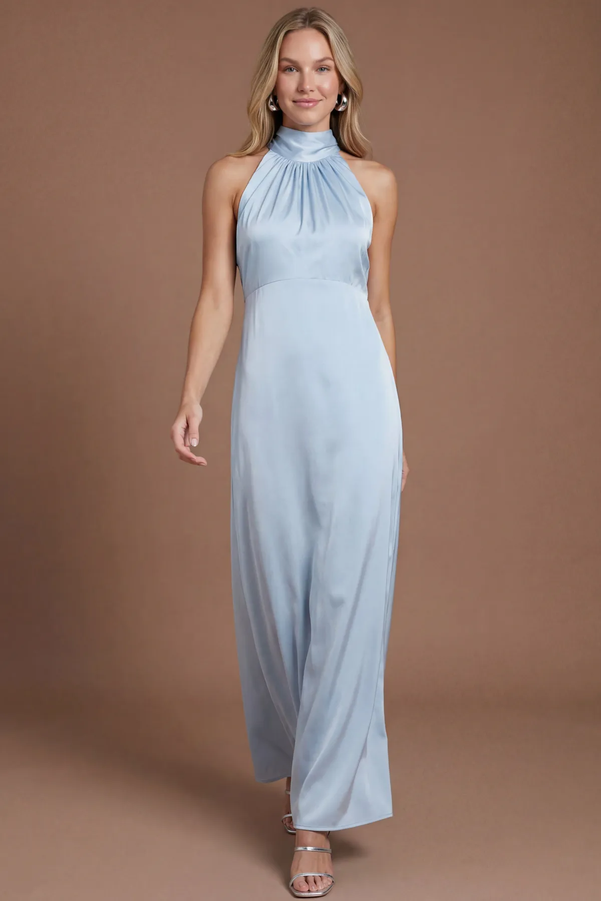 Oasis Robe Longue De Demoiselle D'honneur En Satin À Col Licou<Femme Robes Demoiselles D'Honneur|Satin Et Dentelle