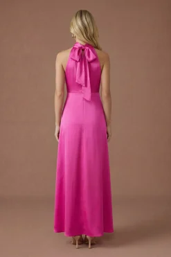 Robe Longue De Demoiselle D'honneur Rose Vif En Satin Avec Col Licou