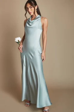 Robe Longue De Demoiselle D'honneur En Satin Vert Sauge Col Bénitier Dos Nu