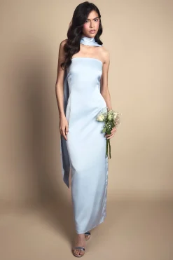 Robe Longue De Demoiselle D'honneur Bandeau En Satin Bleu Clair Avec Foulard