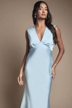 Robe Longue De Demoiselle D'honneur En Satin Bleu Clair Avec Détail Dos Ouvert