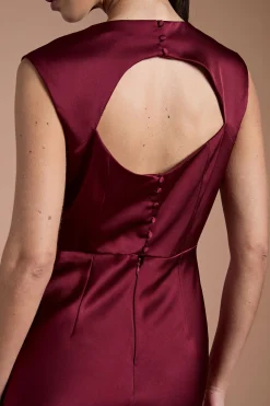 Oasis Robe Longue De Demoiselle D'honneur En Satin Bordeaux Avec Dos Ouvert<Femme Robes Demoiselles D'Honneur|Satin Et Dentelle