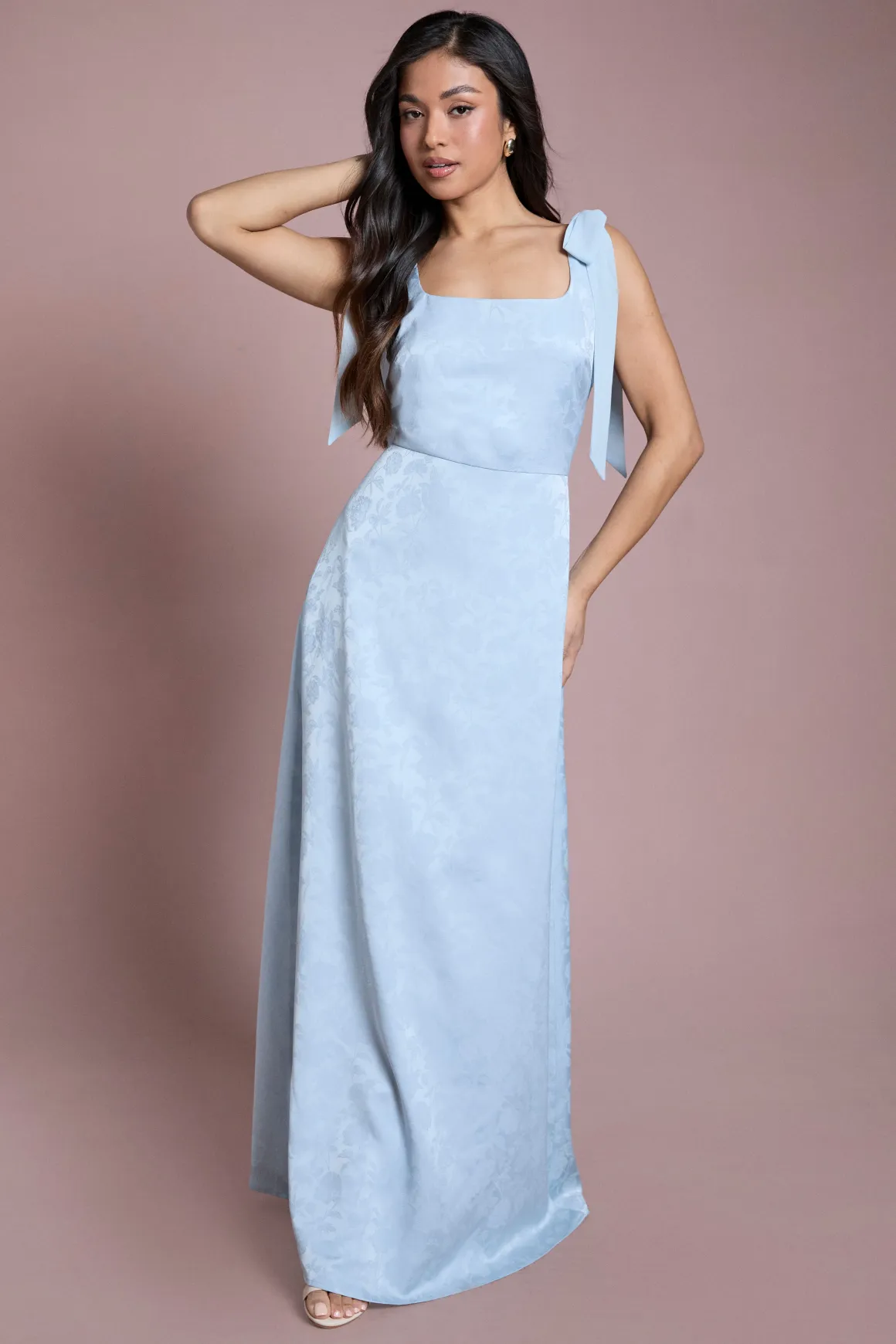 Robe Longue De Demoiselle D'honneur Petite Taille Bleu Clair Encolure Carrée Mousseline Épaules À Nouer Jacquard Satiné