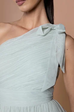 Robe Longue De Demoiselle D'honneur Sage À Une Épaule En Mesh Plissé À Volants Étagés