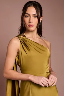 Robe Longue de Demoiselle d'Honneur en Satin Asymétrique avec Finitions Dorées
