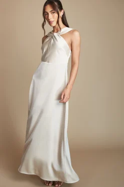 Robe Longue De Demoiselle D'honneur En Satin À Col Halter Torsadé Petite