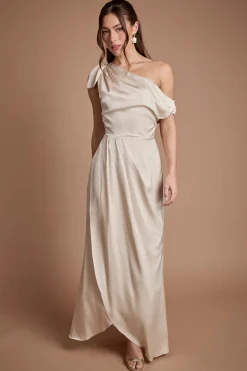 Robe Longue de Demoiselle d'Honneur à Épaule Tombante avec Détail Nœud