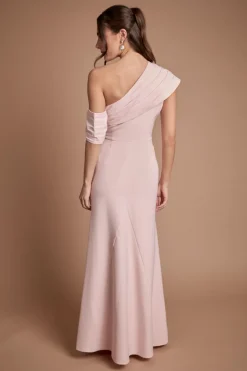 Robe Longue De Demoiselle D'honneur En Crêpe À Col Montant Et Épaule Dénudée