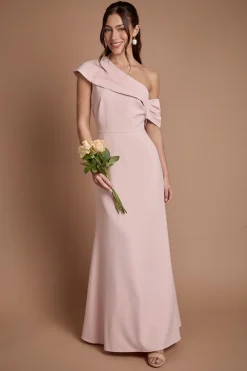 Robe Longue De Demoiselle D'honneur En Crêpe À Col Montant Et Épaule Dénudée